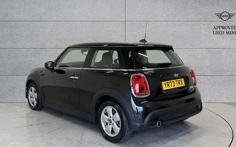 Used Mini Cooper Classic 136 HP (100 kW) 2022 Black Hatchback