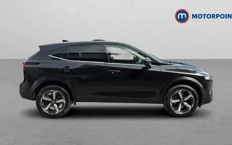 Used Nissan Qashqai N-Connecta 158 HP (116 kW) 2023 Black SUV