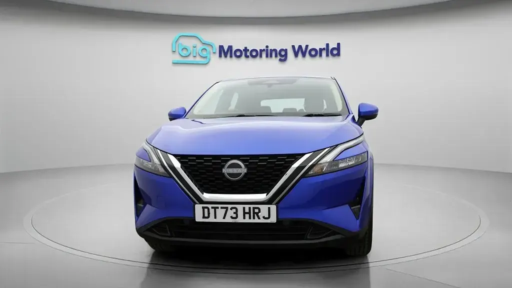Used Nissan Qashqai Acenta Premium 140 HP (102 kW) 2024 Blue SUV