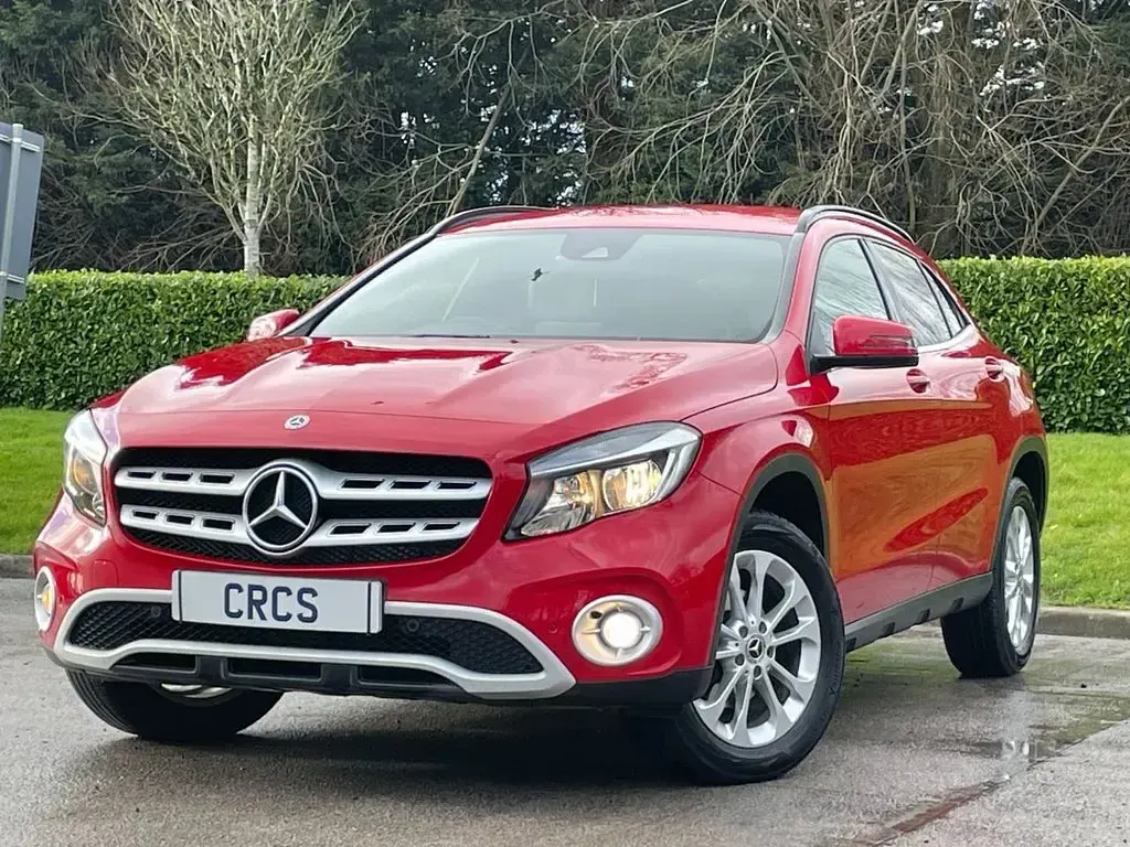 Used Mercedes GLA200 Executive 2018 Red SUV