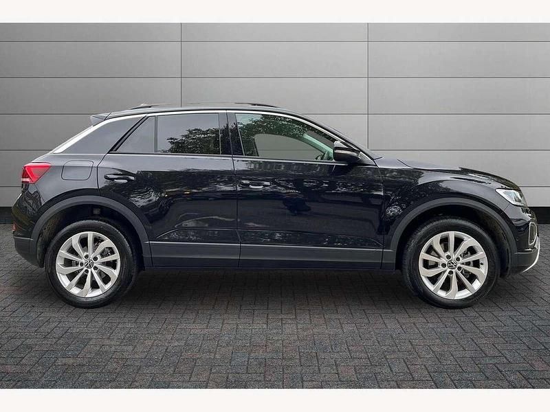 Used VW T-Roc Match 150 HP (110 kW) 2025 Grenadilla black SUV