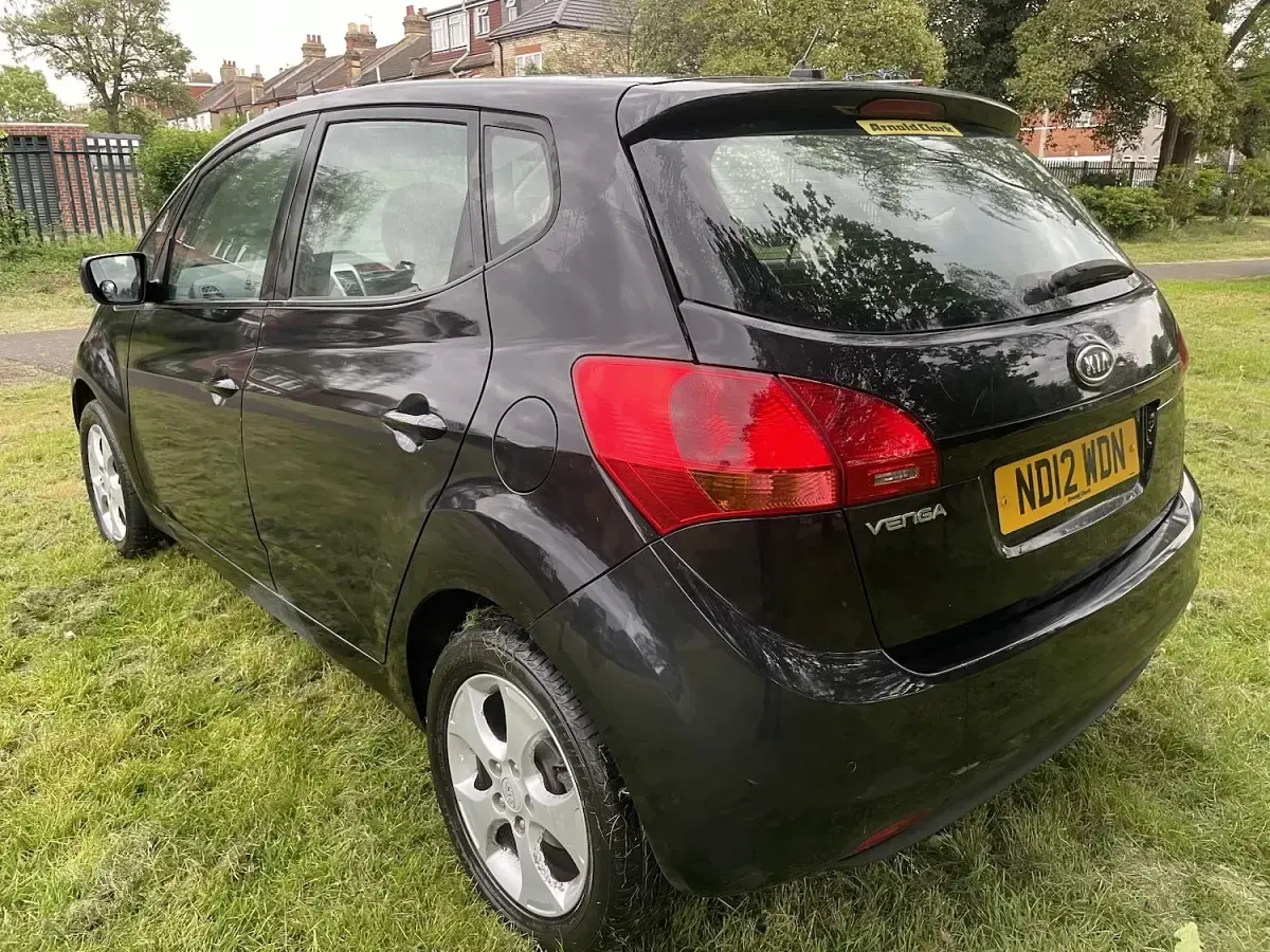 Used Kia Venga 2012 Black Hatchback