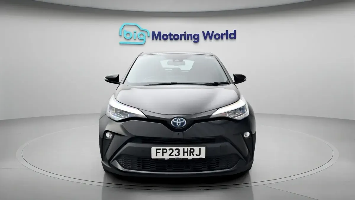 Used Toyota C-HR 122 HP (89 kW) 2023 Black SUV