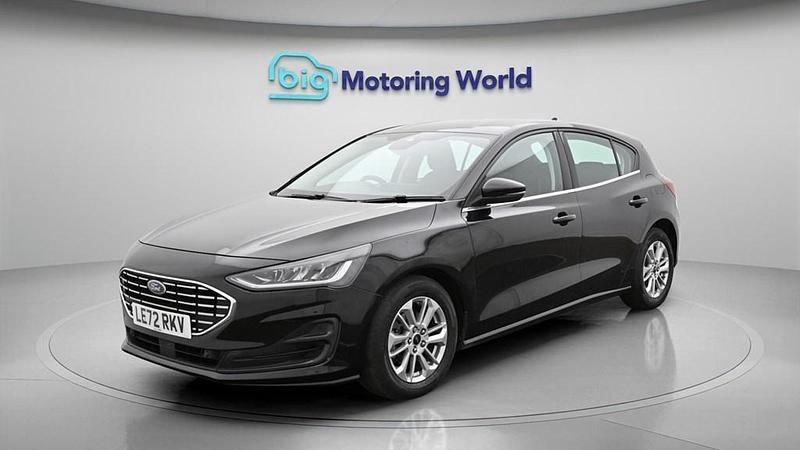 Usado Ford Focus Titanium 125 HP (91 kW) 2023 Preto Citadino