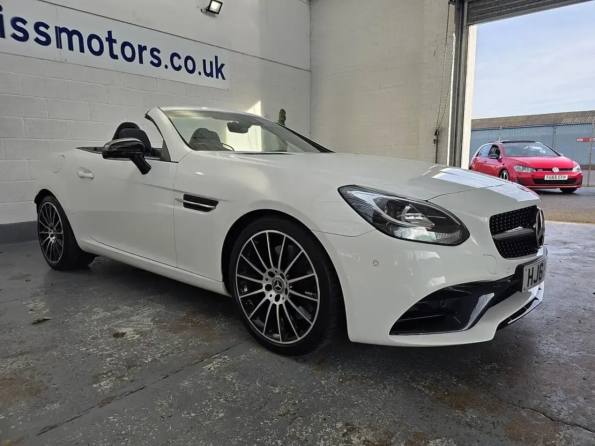 Used Mercedes SLC200 AMG line 2018 White Cabriolet