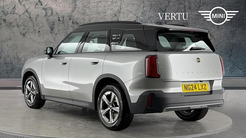 Used Mini Countryman Classic 170 HP (125 kW) 2024 Silver SUV