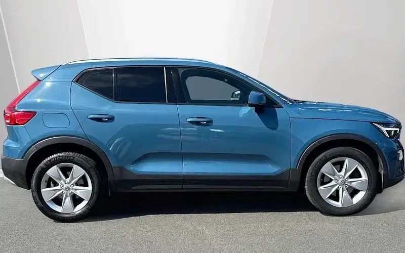 Second-hand Volvo XC40 Core 163 CP (119 kW) 2026 SUV