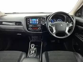 Used Mitsubishi Outlander P-HEV 177 HP (130 kW) 2019 Black SUV