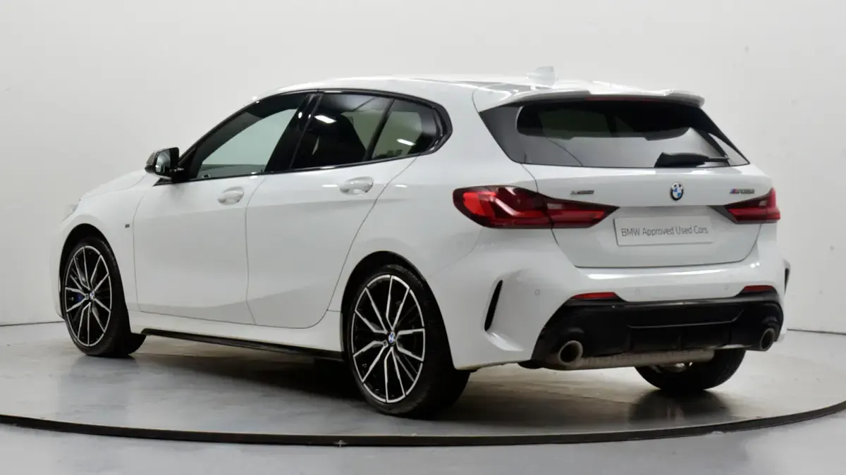 Used BMW M135 Shadowline 302 HP (222 kW) 2024 White Hatchback