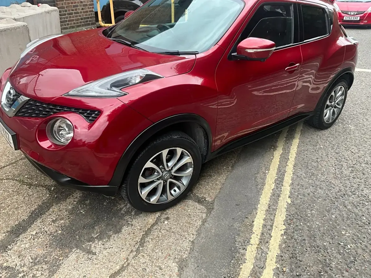 Used Nissan Juke Tekna 2017 Red SUV