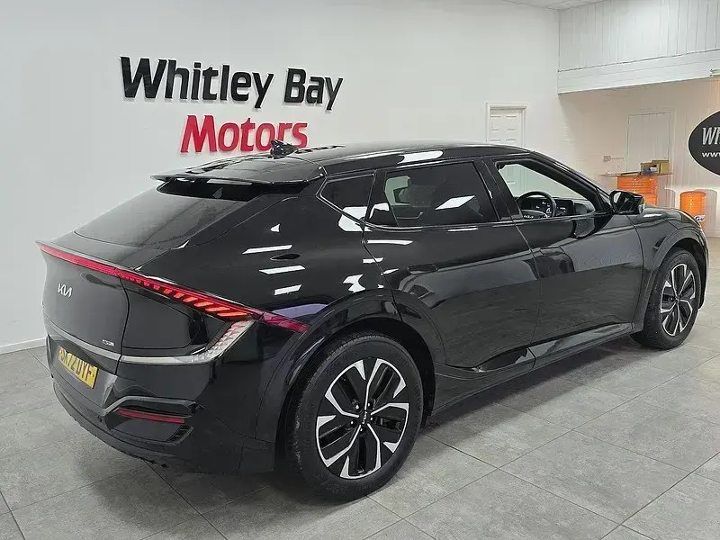 Begagnad Kia EV6 GT-Line 166 kW (226 HK) 2023 Svart SUV