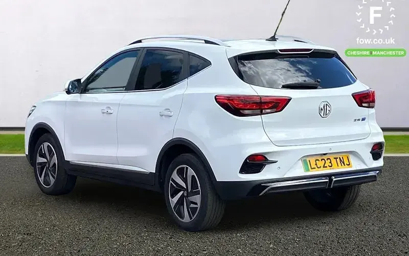 Used MG ZS Trophy 114 kW (156 HP) 2023 White SUV