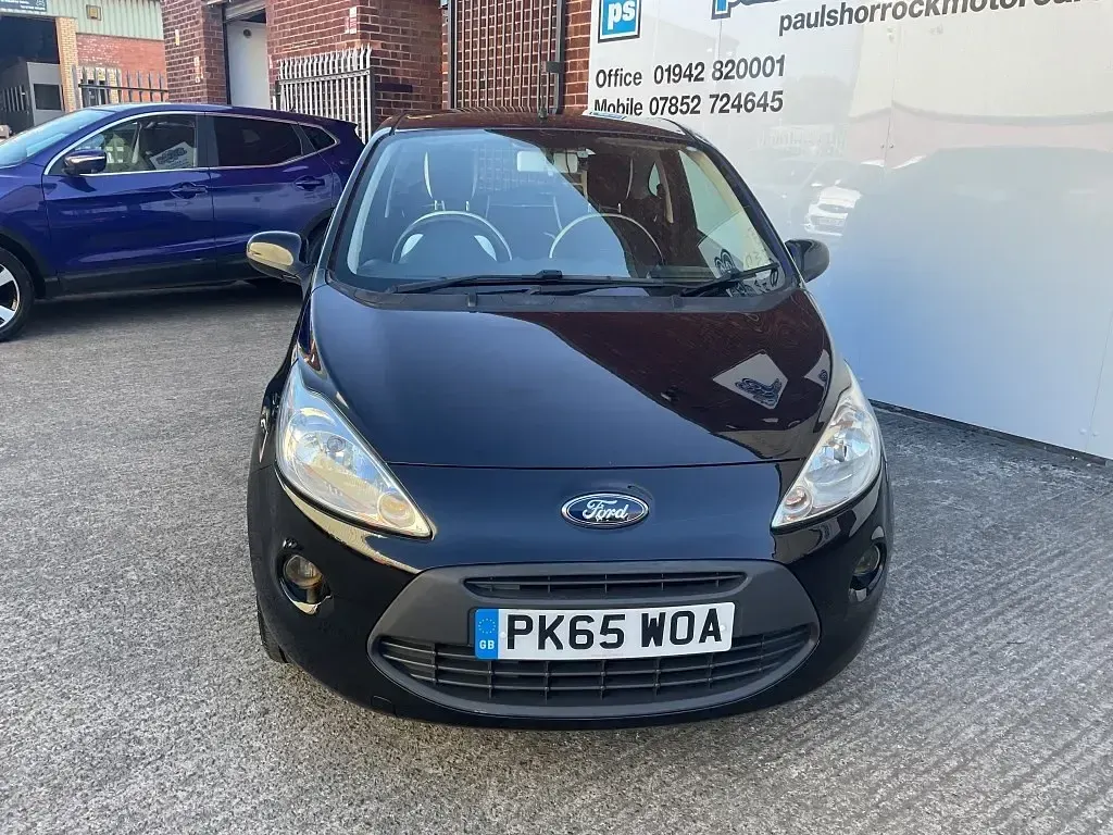 Begagnad Ford Ka Zetec 69 HK (50 kW) 2015 Svart Halvkombi