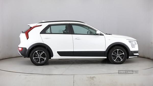 Used Kia Niro 2024 White SUV