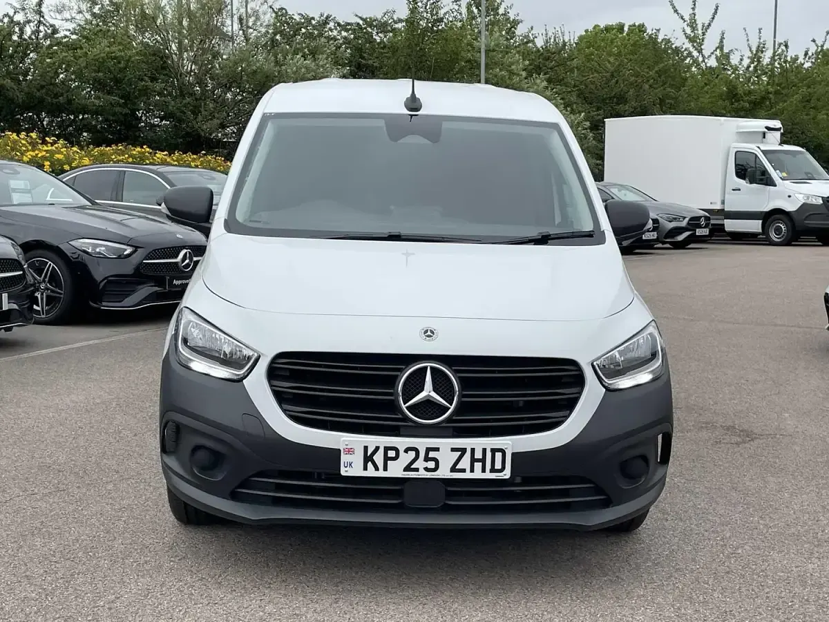 Used Mercedes Citan 110 95 HP (69 kW) 2025 White MPV