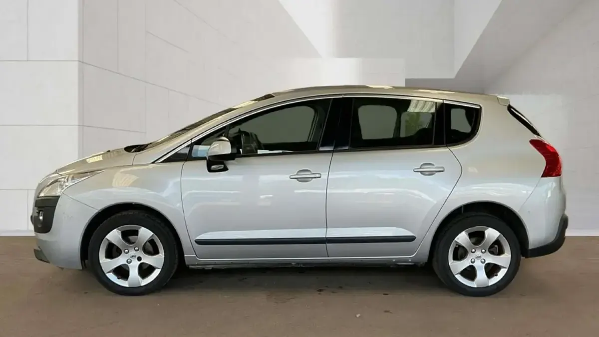 Used Peugeot 3008 Active 2013 Silver Estate