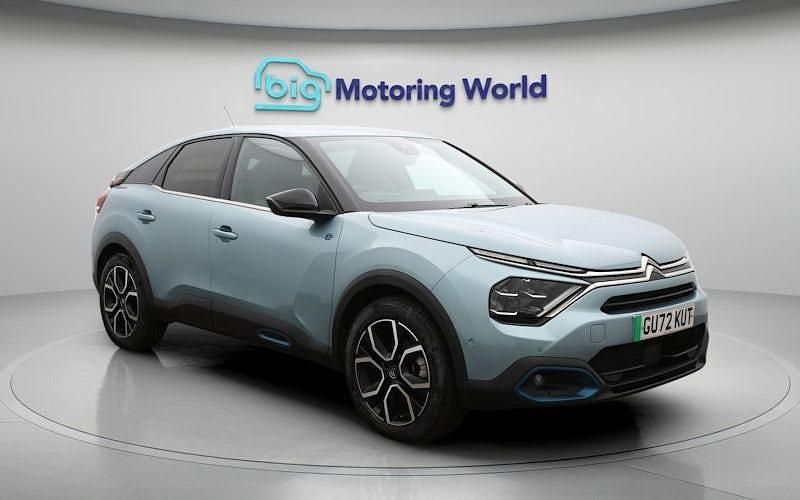Used Citroën e-C4 Shine 100 kW (136 HP) 2023 Blue Hatchback