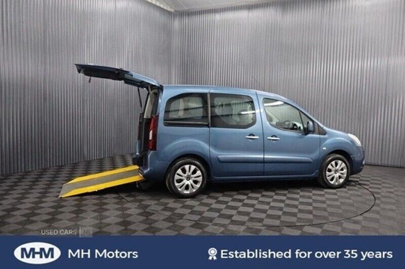 Blue Used 2014 Citroën Berlingo MPV | £6,795 (Good price) - Image 1/1