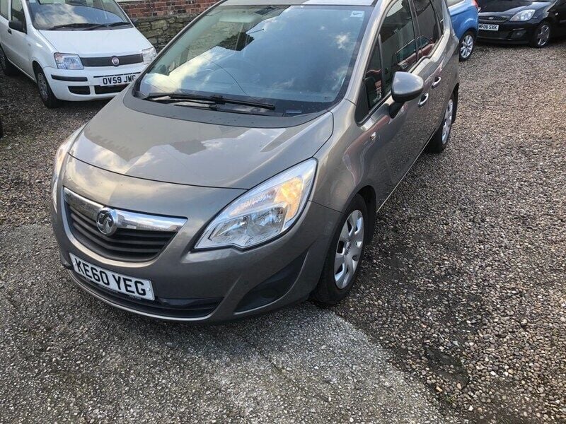 Brown Used 2010 Vauxhall Meriva MPV | £1,495 (Good price) - Image 1/4