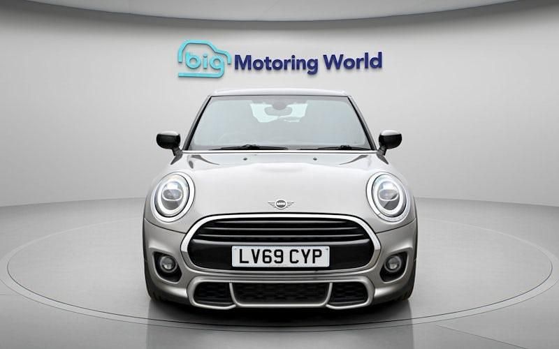 Used Mini Cooper Hatch 136 HP (100 kW) 2019 Silver Hatchback