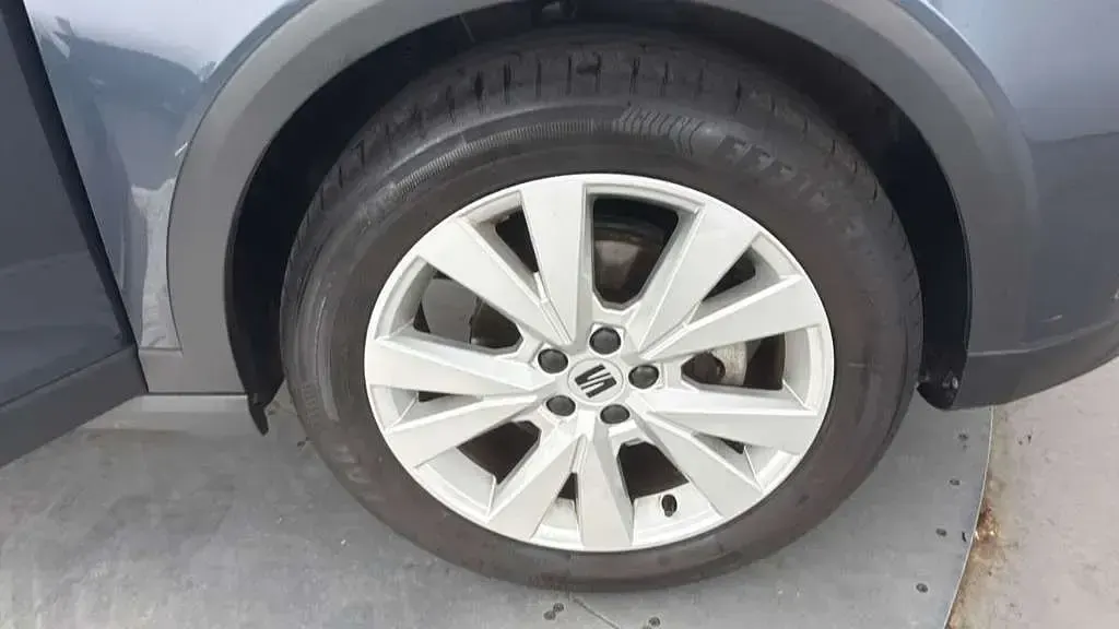 Used Seat Arona Xperience 110 HP (80 kW) 2023 Grey SUV