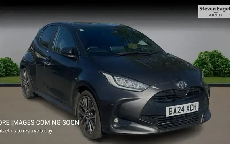 Usado Toyota Yaris Hybrid 116 HP (85 kW) 2025 Citadino