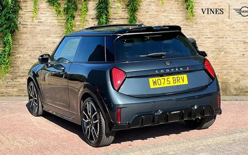 Used Mini Cooper Sport 150 kW (204 HP) 2026 Hatchback