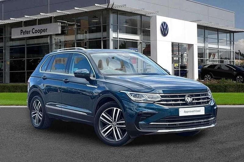 Blue Used 2023 VW Tiguan Elegance SUV | £26,992 (Fair price) - Image 1/4