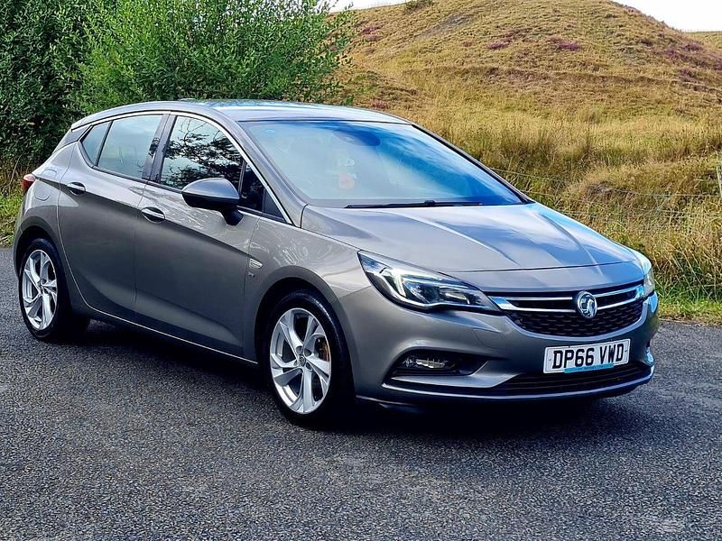 Grey Used 2016 Vauxhall Astra SRi Hatchback | £4,995 (A bit pricey) - Image 1/4