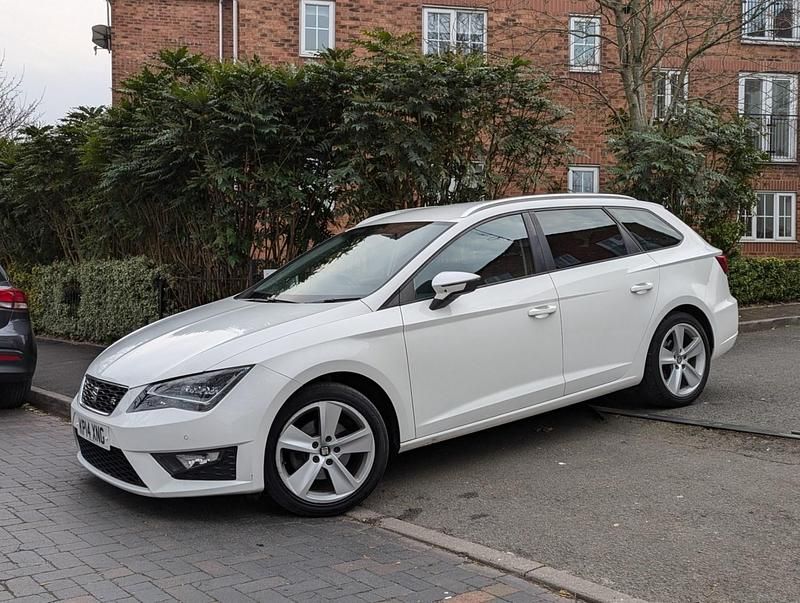 Used Seat Leon FR 2014 White Estate