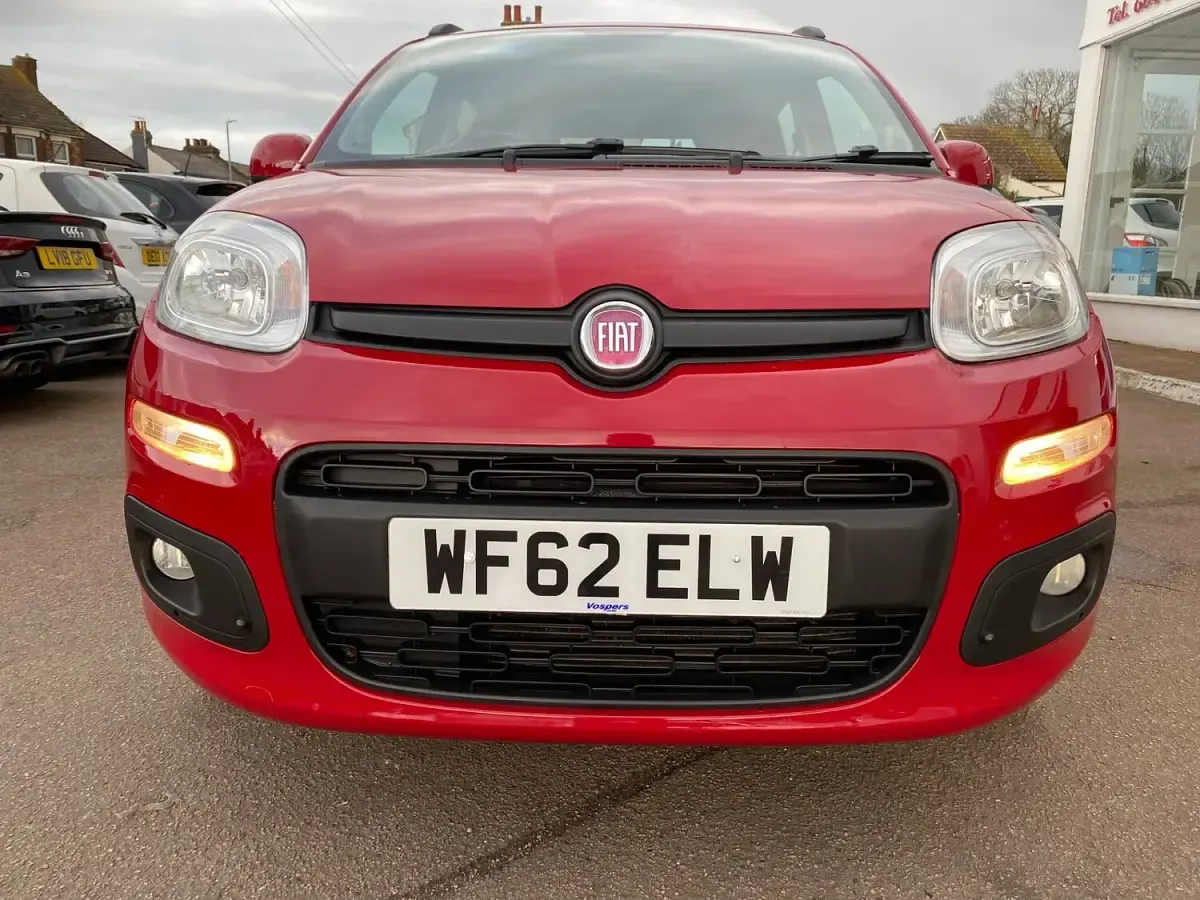 Used Fiat Panda Lounge 69 HP (50 kW) 2012 Red Hatchback