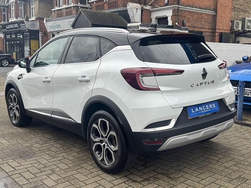 Usado Renault Captur Techno 91 HP (66 kW) 2022 Branco SUV