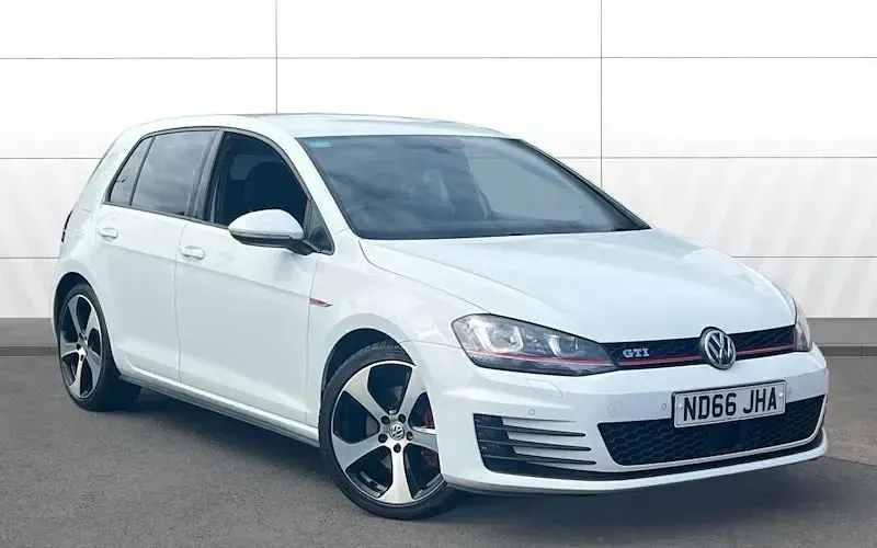 Used VW Golf VII GTI 220 HP (161 kW) 2016 Hatchback