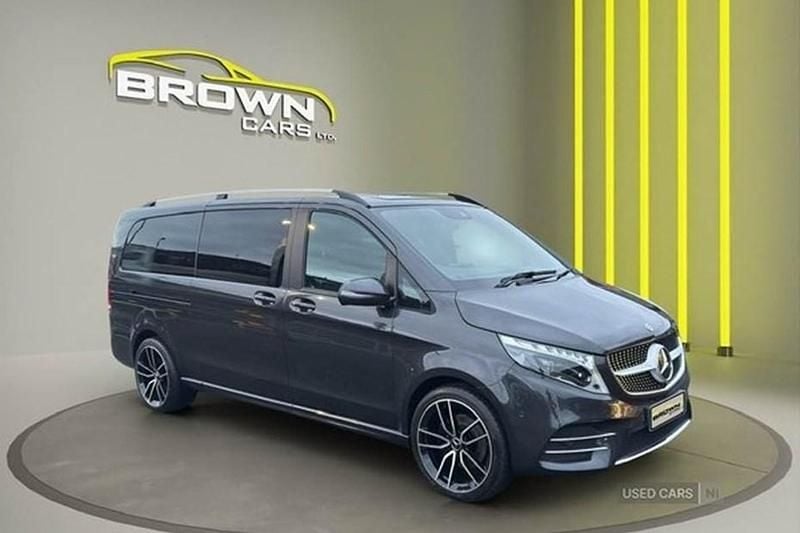 Used Mercedes V220 AMG line 163 HP (119 kW) 2023 Grey MPV