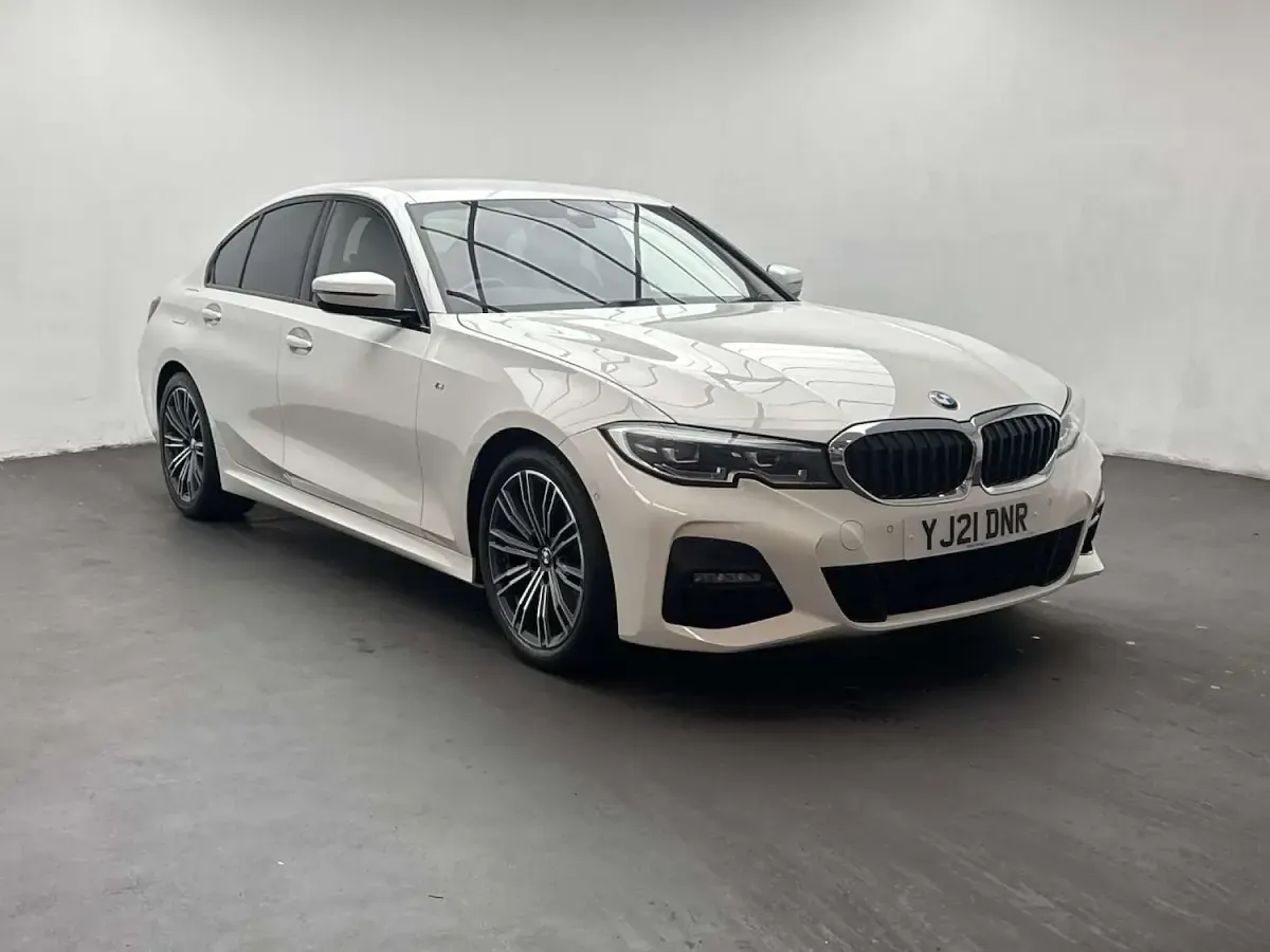 Used BMW 318 M Sport 2021 White Sedan