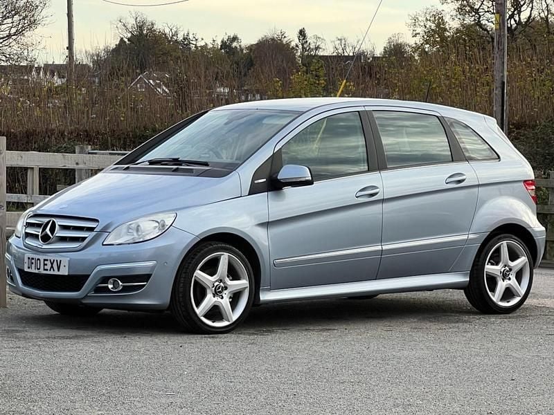 Used Mercedes B160 2010 Blue MPV