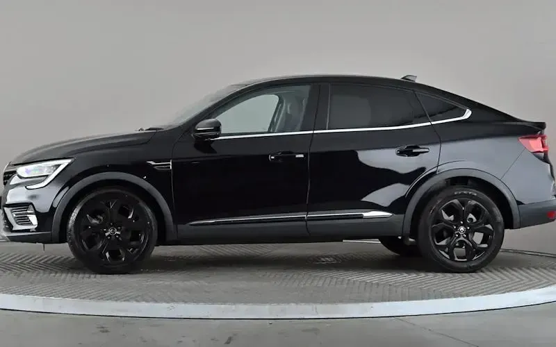 Used Renault Arkana Techno 143 HP (105 kW) 2023 Black SUV