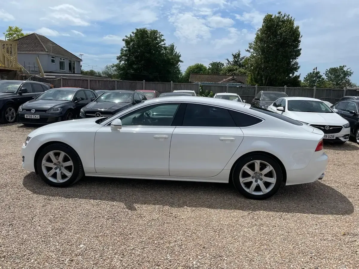 Used Audi A7 Sportback 204 HP (150 kW) 2013 White Hatchback