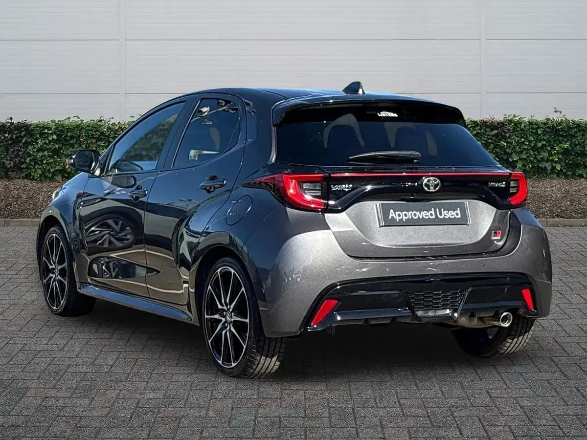 Used Toyota Yaris Sport 116 HP (85 kW) 2024 Grey Hatchback