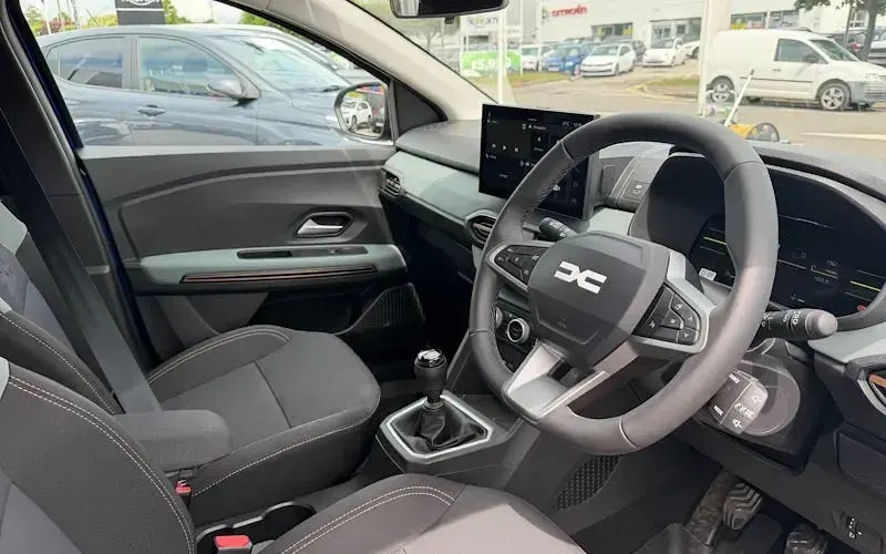 Used Dacia Sandero Extreme 110 HP (80 kW) 2024 Blue Hatchback