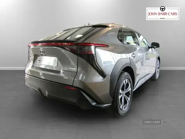 Used Toyota bZ4X PURE 150 kW (204 HP) 2024 Grey SUV
