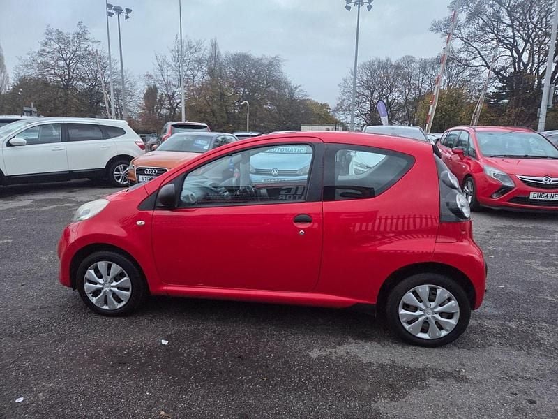 Usado Citroën C1 VTR Sport 68 HP (50 kW) 2011 Vermelho Citadino