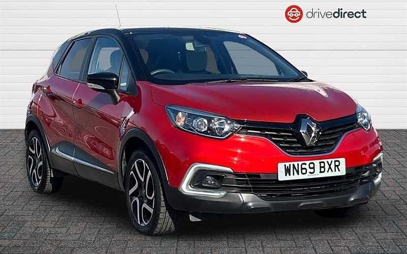 Used Renault Captur Iconic 90 HP (66 kW) 2019 Red/black SUV