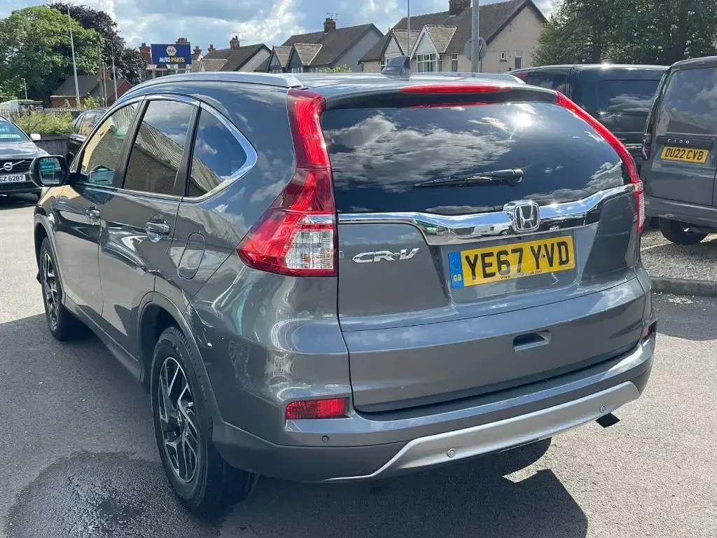 Used Honda CR-V SE Plus 160 HP (117 kW) 2017 Grey SUV