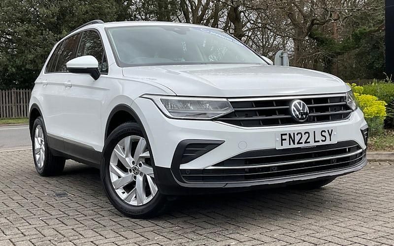 Second-hand VW Tiguan Life 150 CP (110 kW) 2023 SUV