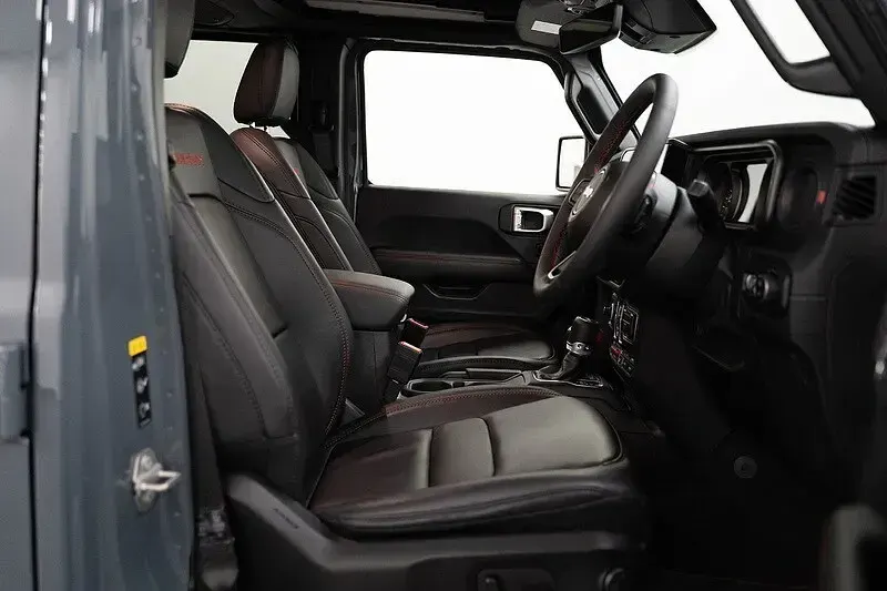 Used Jeep Wrangler Rubicon 272 HP (200 kW) 2024 Grey SUV