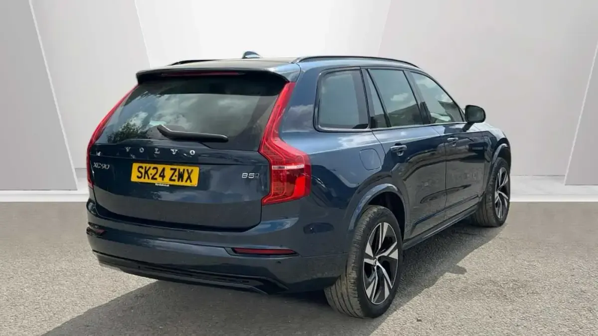 Used Volvo XC90 Plus 247 HP (181 kW) 2024 Blue SUV