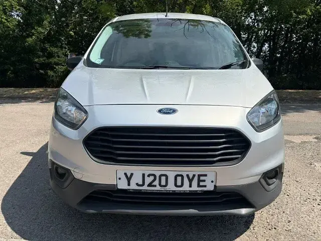 Used Ford Transit Courier Trend 100 HP (73 kW) 2020 Silver Van