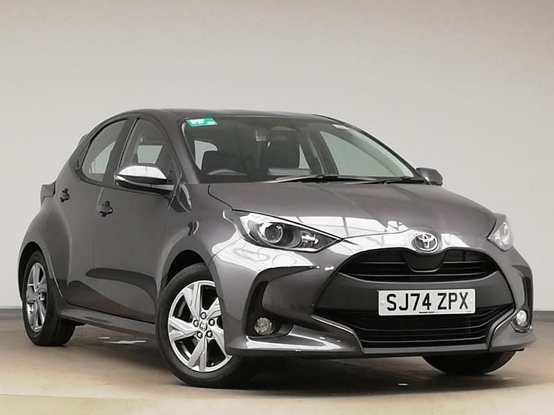Grey Used 2024 Toyota Yaris Hybrid Hatchback | £19,298 (Fair price) - Image 1/4