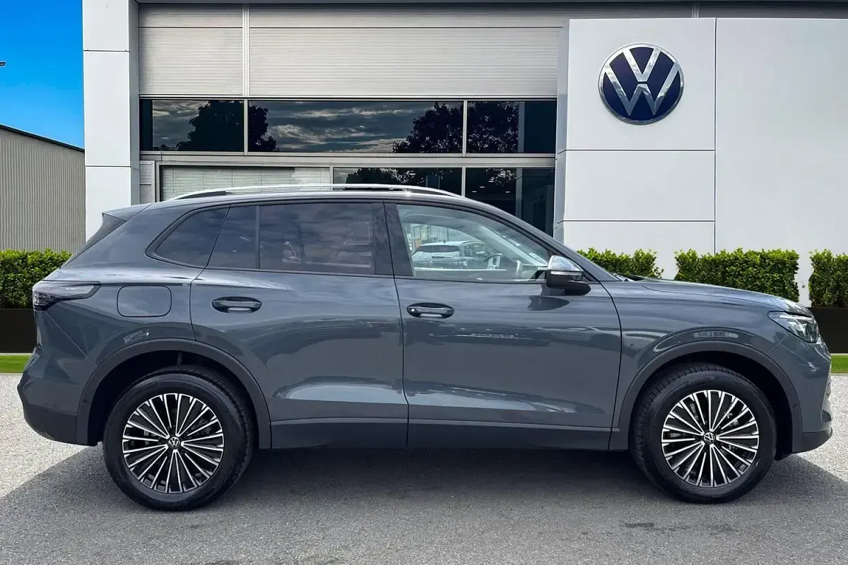 Used VW Tiguan Match 204 HP (150 kW) 2025 Grey SUV